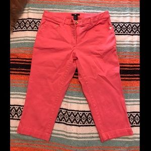 🖤 gently worn Capri pants 🖤